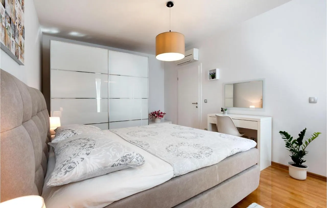 Casa vacanze Gorgeous Home In Krmed With Wifi Croazia
