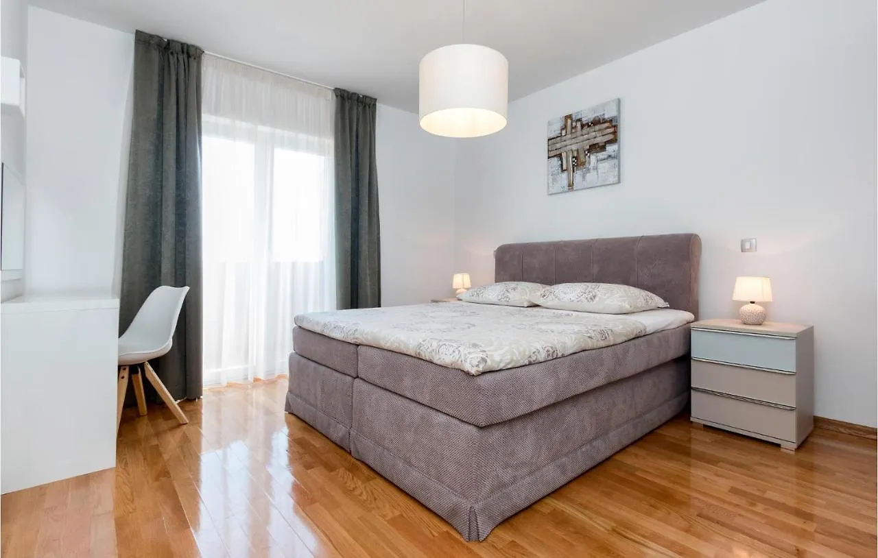 Gorgeous Home In Krmed With Wifi Vakantiehuis